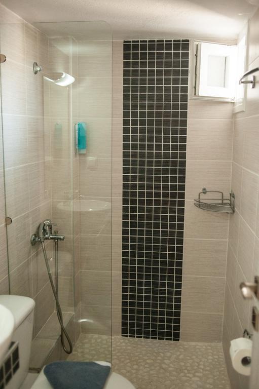Thermaikos Studios & Apartments Peraía エクステリア 写真